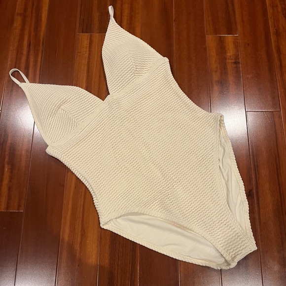 J Crew Crochet Swimsuit One Piece Swim Textured Ivory Cream C1290 New Size 14